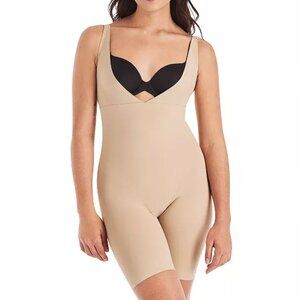 Maidenform Firm Control Shapewear Open Bust Body Shaper with Anti-Static Fabric